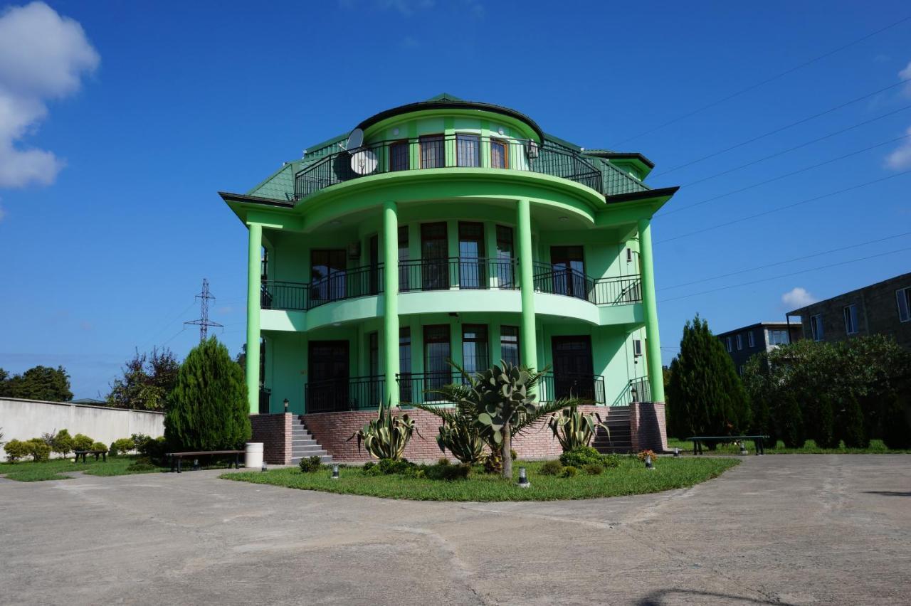 באטומי Villa Qero מראה חיצוני תמונה