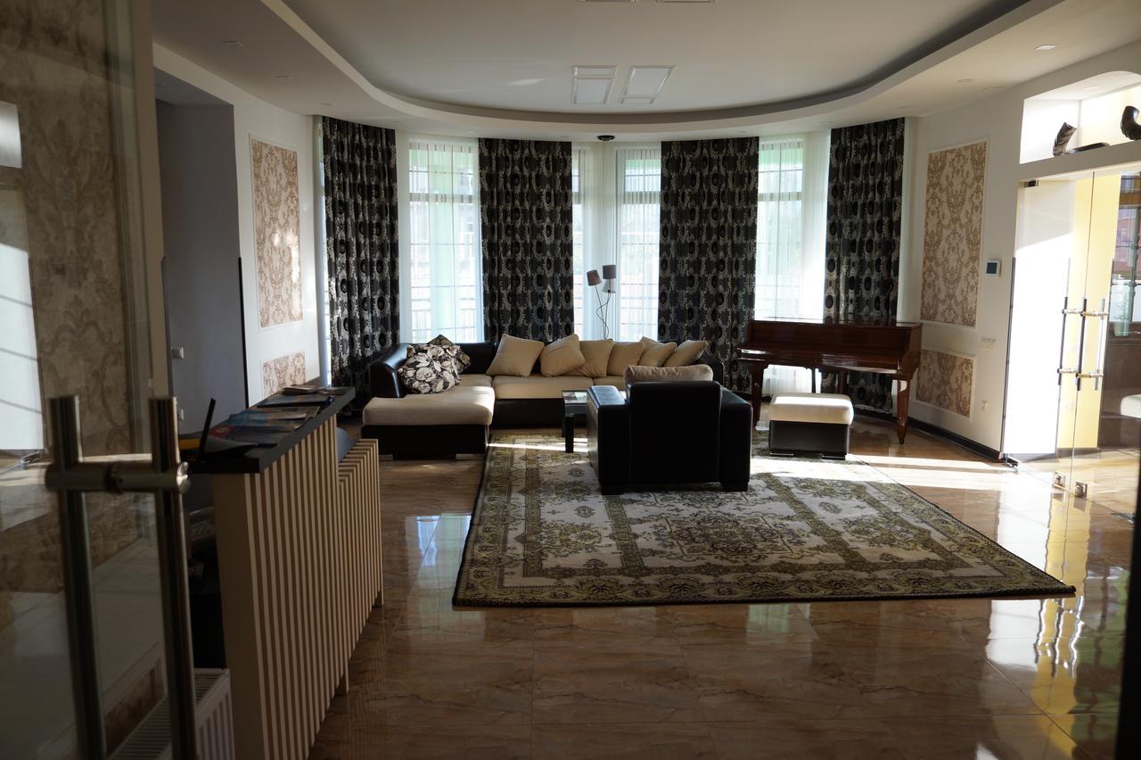 באטומי Villa Qero מראה חיצוני תמונה